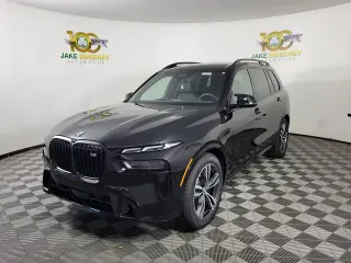 2027 BMW X7
