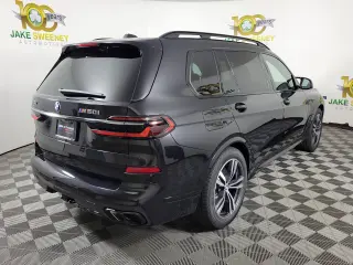 2027 BMW X7