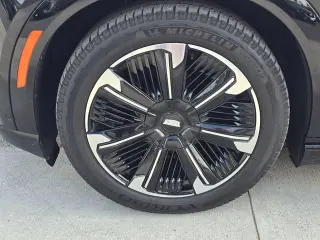 2025 CADILLAC Escalade IQ