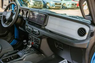 2025 Jeep Gladiator