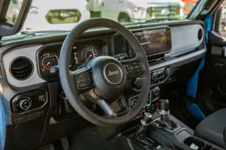 2025 Jeep Gladiator