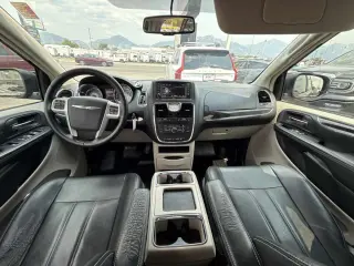 2014 Chrysler Town & Country