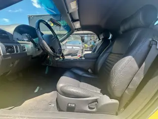 2002 Ford Thunderbird