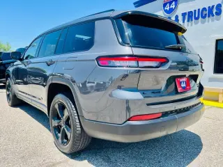 2022 Jeep Grand Cherokee L