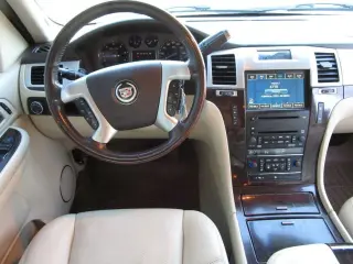 2007 CADILLAC ESCALADE