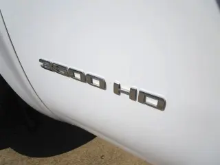 2011 CHEVROLET SILVERADO 3500 HD REGULAR CAB & CHASSIS