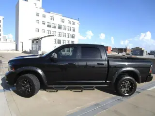 2010 DODGE RAM 1500 CREW CAB