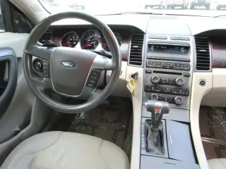2011 FORD TAURUS