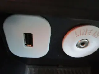 2011 FORD TAURUS
