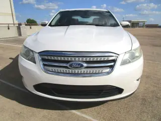 2011 FORD TAURUS