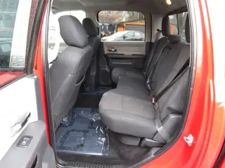 2012 RAM 1500 CREW CAB