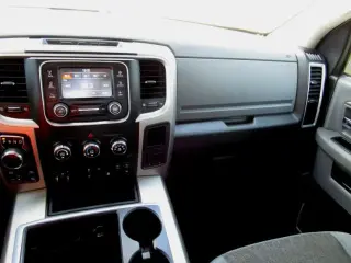 2014 RAM 1500 CREW CAB