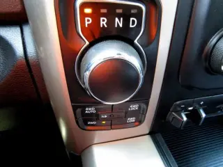 2014 RAM 1500 CREW CAB