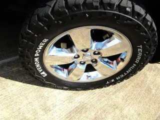 2014 RAM 1500 CREW CAB