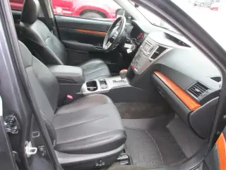 2013 SUBARU OUTBACK