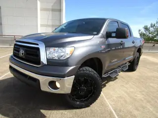 2013 TOYOTA TUNDRA CREWMAX