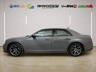 2018 Chrysler 300 Touring