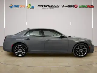 2018 Chrysler 300 Touring