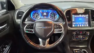 2018 Chrysler 300 Touring