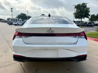 Hyundai ELANTRA 2021 SEL 4dr Sedan
