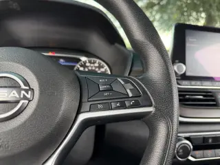 Nissan Altima 2024 2.5 SV 4dr Sedan