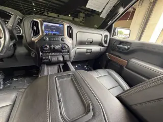 Chevrolet Silverado 1500 2020 4x4 High Country 4dr Crew Cab 5.8 ft. SB