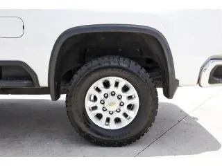 Chevrolet Silverado 2500HD 2023 4x4 LT 4dr Crew Cab SB