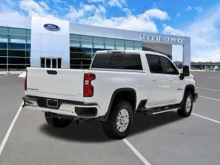 Chevrolet Silverado 2500HD 2023 4x4 LT 4dr Crew Cab SB