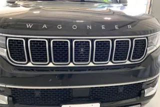 Jeep Wagoneer 2022 4x4 Series III Carbide 4dr SUV
