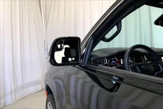 Jeep Wagoneer 2022 4x4 Series III Carbide 4dr SUV