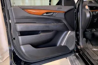 Cadillac Escalade 2019 Premium Luxury 4dr SUV