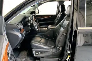 Cadillac Escalade 2019 Premium Luxury 4dr SUV