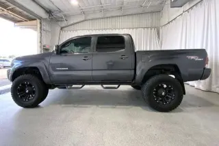 Toyota Tacoma 2011 4x4 V6 4dr Double Cab 5.0 ft SB 6M