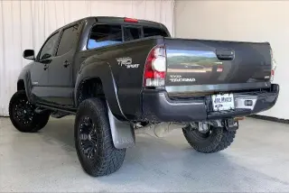 Toyota Tacoma 2011 4x4 V6 4dr Double Cab 5.0 ft SB 6M