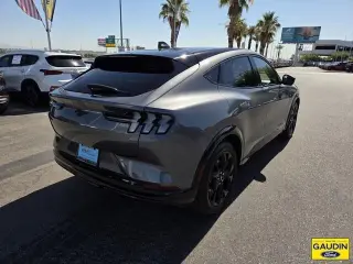 Ford Mustang Mach-E 2023 AWD Premium 4dr SUV