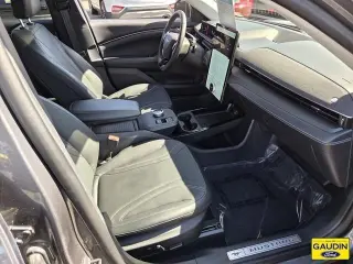 Ford Mustang Mach-E 2023 AWD Premium 4dr SUV