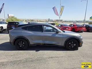Ford Mustang Mach-E 2023 AWD Premium 4dr SUV