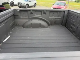 Ford F-150 2025 4x2 STX 4dr SuperCrew 5.5 ft. SB
