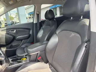 Hyundai TUCSON 2011 GLS 4dr SUV
