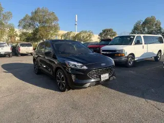 Ford Escape Hybrid 2022 SE 4dr SUV