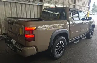 Nissan Frontier 2023 4x4 PRO-4X 4dr Crew Cab 5 ft. SB