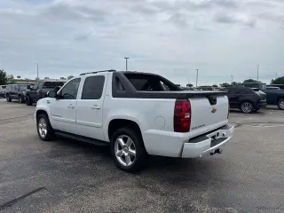 Chevrolet Avalanche 2007 LTZ 1500 4dr Crew Cab 4WD SB