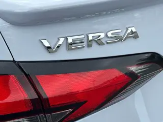 Nissan Versa 2023 SR 4dr Sedan