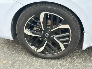 Nissan Versa 2023 SR 4dr Sedan