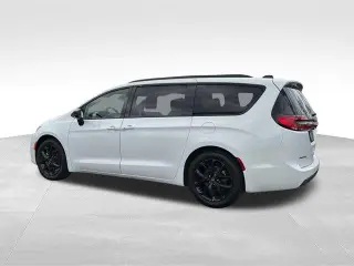 Chrysler Pacifica 2026 Limited 4dr Mini-Van
