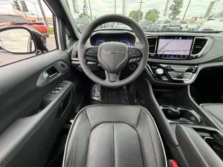 Chrysler Pacifica 2026 Limited 4dr Mini-Van