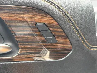 Chrysler Pacifica Plug-In Hybrid 2023 Pinnacle 4dr Mini-Van