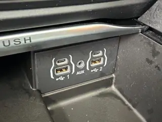 Chrysler Pacifica Plug-In Hybrid 2023 Pinnacle 4dr Mini-Van