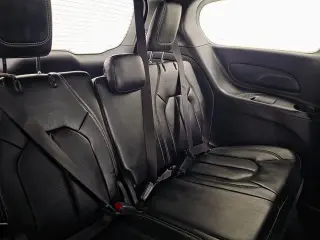 Chrysler Pacifica Plug-In Hybrid 2024 Road Tripper 4dr Mini-Van