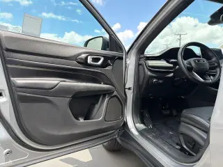 Jeep Compass 2022 Latitude 4dr SUV